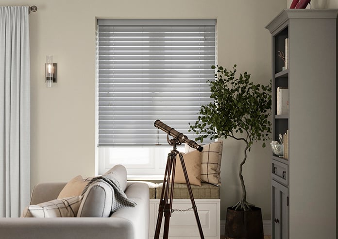 Ecowood, Tranquil Grey Fine Grain - Motorised Venetian Blind - Image 3